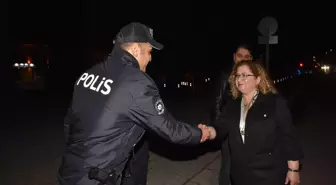 Germencik Kaymakamı Doğru, Yeni Yıla Görev Başında Giren Çalışanları Ziyaret Etti