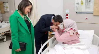 Bilecik Valisi Aygöl, Yeni Yılı Hastanede Karşıladı