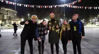 Burdur'da Yılbaşı Coşkusu: 2025'e Merhaba