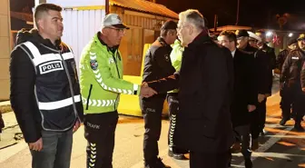 Bursa Valisi Erol Ayyıldız Güvenlik Güçlerini Ziyaret Etti