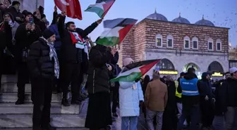 Filistin'e destek için yüz binler Galata Köprüsü'nde buluştu