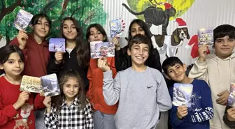 Depremzede Çocuklar Yeni Yıla Eğlenerek Girdi