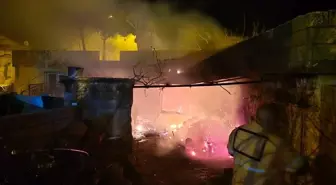 Adıyaman'da Kıraathanede Yangın Çıktı