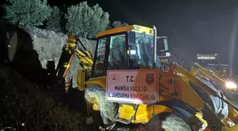 Manisa'da Yılbaşı Gecesi Kaçak Kazı Yapan 4 Kişi Yakalandı