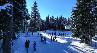 Yeni Yıl Tatilinde Ilgaz Dağı'na Kayak Akını