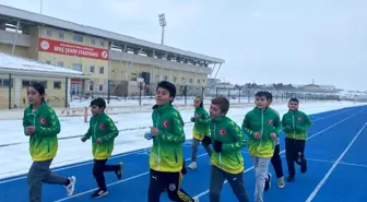 Muş'ta Atletizm Antrenmanları Hızla Devam Ediyor