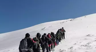 Amanos Dağları'nda Yıpranan Türk Bayrağı Değiştirildi