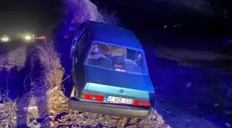 Bilecik'te Trafik Kazası: 3 Yaralı