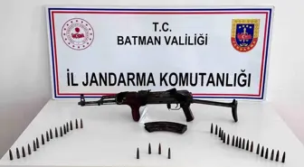 Batman'da Kaçakçılık Operasyonu: Kaleşnikof Tüfeği Ele Geçirildi