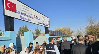 TİKA'dan, Afganistan'da iki okula malzeme desteği