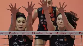 Eczacıbaşı Dynavit, Aras Kargo'yu 3-0 Mağlup Etti