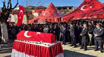 Şehit polis memuru Emirhan Aramış son yolculuğuna uğurlandı