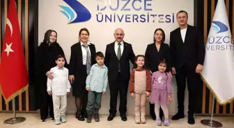 Düzce Üniversitesi Anaokulu Öğrencilerinden Rektör Sözbir'e Ziyaret