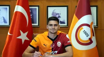 Galatasaray, Genç Futbolcularıyla Sözleşme Uzattı