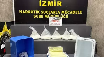 İzmir'de Hafif Ticari Araçta 5 Kilogram Uyuşturucu Ele Geçirildi