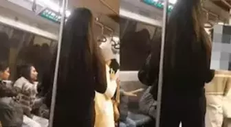 Metroda iki kadın arasında ''kucağıma otur'' kavgasını kimse ayıramadı