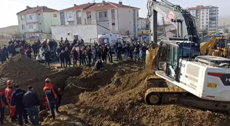 Polatlı'da Kanalizasyon Çalışmasında Göçük: Bir İşçi Hayatını Kaybetti