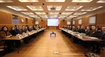 Dışişleri Bakan Yardımcısı Yılmaz, ABD'li Yetkili ile Suriye Üzerine Görüşme Yaptı