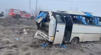 Malatya'da Midibüs Kazasında 17 Kişi Yaralandı