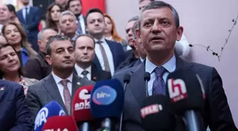 Özgür Özel'in İsmet İnönü ile ilgili sözleri gündem oldu: Övdü mü yerdi mi belli değil