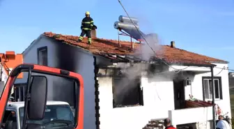 Sinop'ta Sobadan Çıkan Yangın Maddi Zararla Atlatıldı