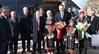 Bakan Bayraktar, Sivas'ın Hafik ilçesine doğal gaz verilmesi dolayısıyla düzenlenen törene katıldı Açıklaması