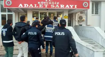 Köyceğiz'de Dolandırıcılık: Kendini Polis Olarak Tanıtan Şahıslar Yakalandı