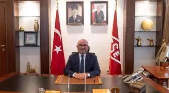 TSE Başkanı Mahmut Sami Şahin, 2024 Yılına Damga Vuran Fotoğrafları Oyladı