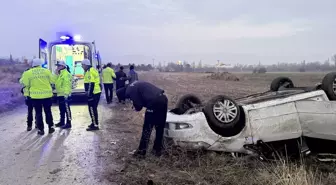 Elmadağ'da Otomobil Devrildi: 1 Ölü, 4 Yaralı