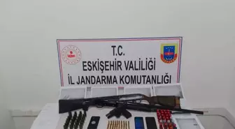 Eskişehir'de Tefecilik Operasyonu: 3 Zanlı Gözaltında