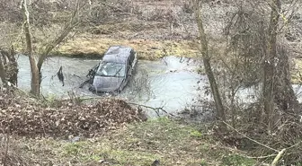 Çanakkale'de Otomobil Kocabaş Çayı'na Düştü: 1 Yaralı, 1 Kaybol