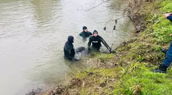 Çanakkale'de Otomobil Kocabaş Çayı'na Düştü: 1 Ölü, 1 Yaralı