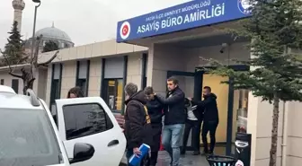 İstanbul'da Kavgada Tezgahtarı Vuran Zanlı ve İki Kişi Gözaltına Alındı