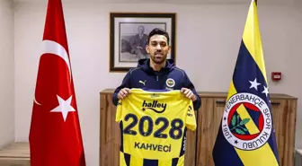 Fenerbahçe, İrfan Can Kahveci ile 3 Yıllık Sözleşme İmzaladı