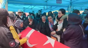 Motosiklet Kazasında Hayatını Kaybeden Polis Memuru Doğan Biçici, Çanakkale'de Defnedildi