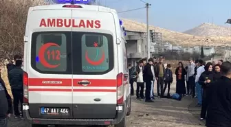 Mardin'de Otomobil ve Motosiklet Çarpıştı: 2 Yaralı