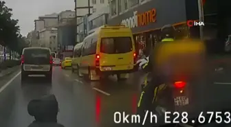 Esenyurt'ta Motosiklet Kaza Anı Kamerada