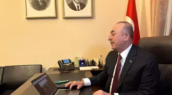 Mevlüt Çavuşoğlu, 'Yılın Kareleri' Oylamasına Katıldı