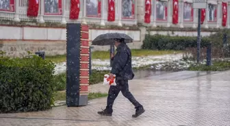 Edirne'de Kar Yağışı Nedeniyle Eğitime Ara Verildi