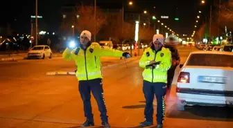 Isparta'da Trafik Denetimlerinde 100 Araca Ceza Kesildi