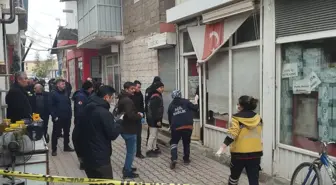 Darende'de İş Makinesine Atkısını Kaptıran Şekerlemeci Hayatını Kaybetti