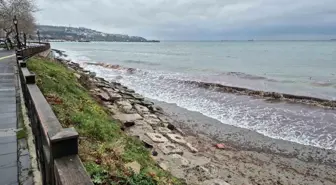 Marmara Denizi'nde Poyraz Fırtınası Balıkçıları Vurdu