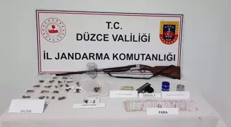 Düzce'de Uyuşturucu Ticareti Yapılan Adreslere Operasyon