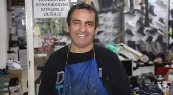 İsmail Usta, 40 Yıldır Ayakkabı Tamirciliği Yapıyor