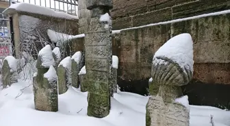 Tekirdağ'da Sağanak ve Kar Yağışı Etkili Oluyor