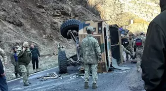 Şırnak'ta Askeri Araç Devrildi: 2 Asker Yaralandı