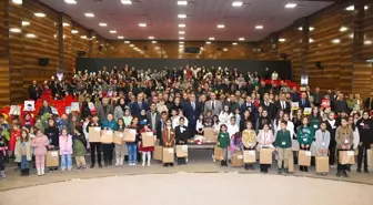 Van'da 'Kitap Okuma Yarışması' Ödülleri Sahiplerini Buldu