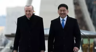 Cumhurbaşkanı Erdoğan, Moğolistan Cumhurbaşkanı Ukhnaa'yı resmi törenle karşıladı