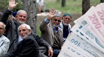 Yüz binlerce kamu çalışanı için zam pazarlığı başlıyor