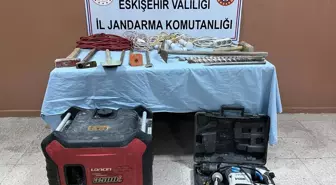 Yazılıkaya Anıtı'nda İzinsiz Kazı Yapan Şüpheli Suçüstü Yakalandı